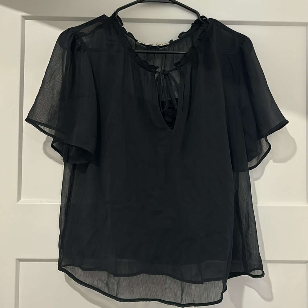 Abercrombie and fitch top